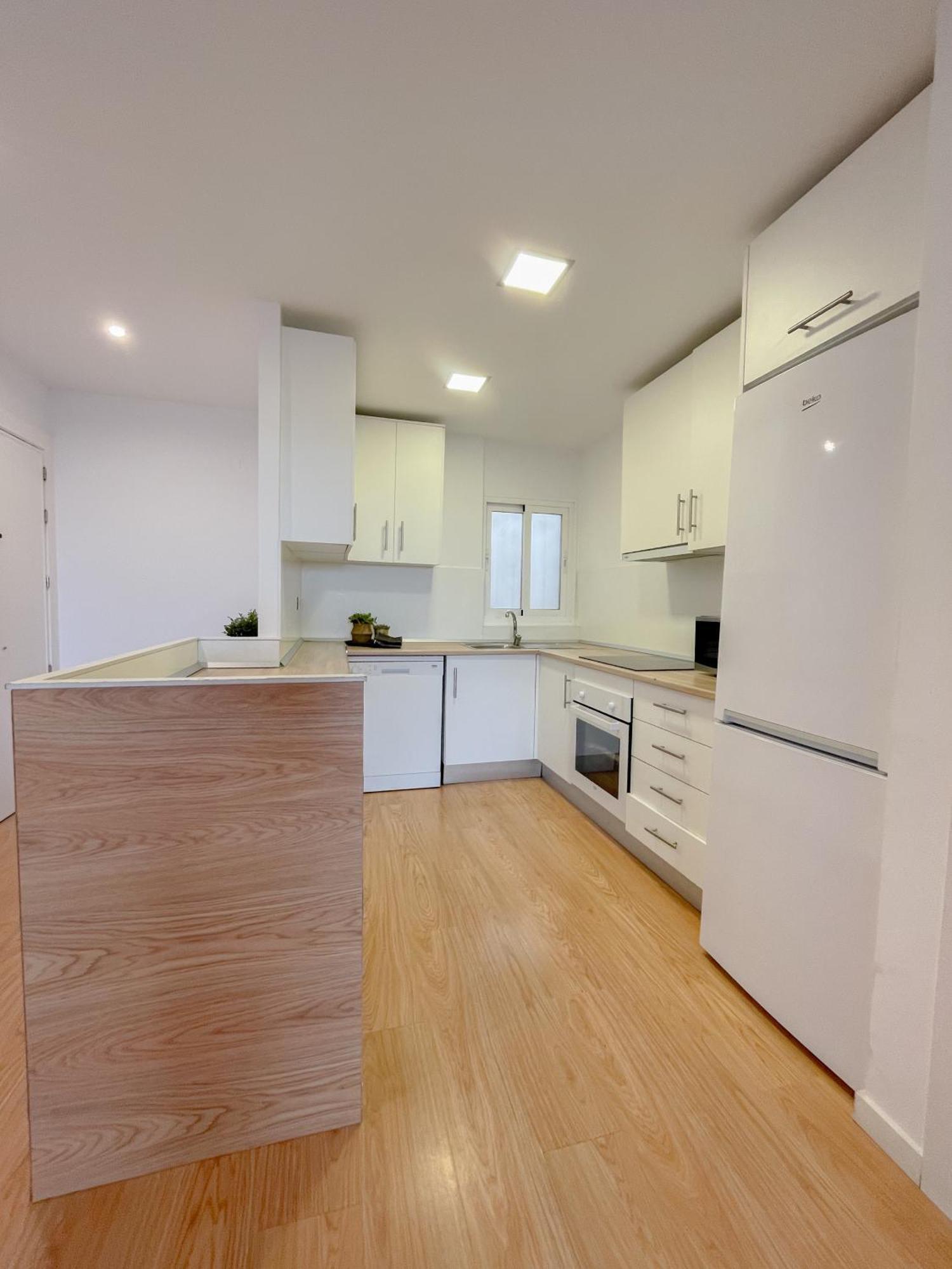 Moderno Apartamento Plz De La Merced Малага Экстерьер фото