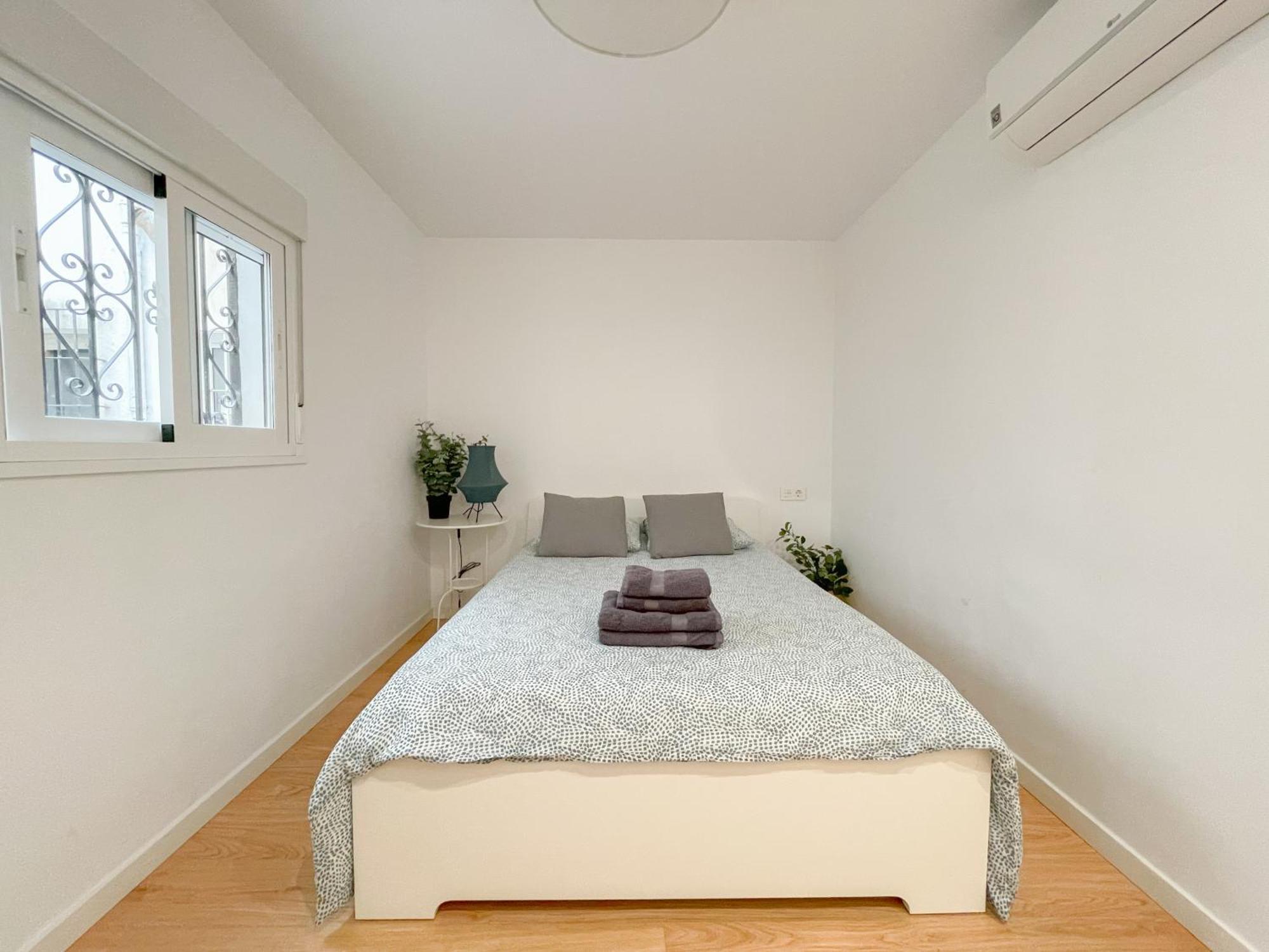 Moderno Apartamento Plz De La Merced Малага Экстерьер фото