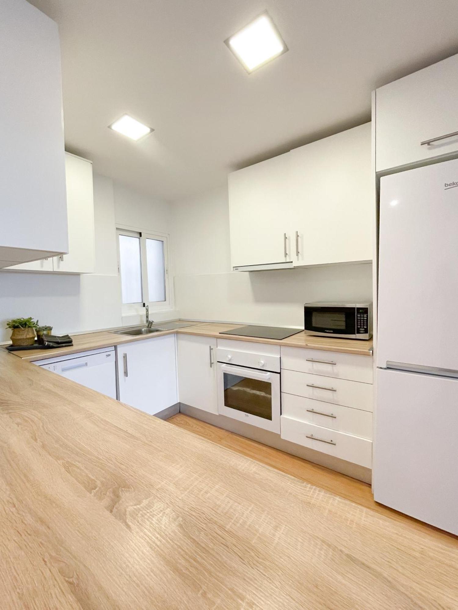 Moderno Apartamento Plz De La Merced Малага Экстерьер фото